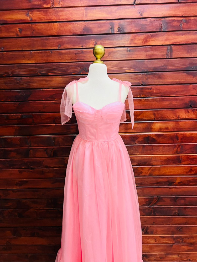 vestido Fariesty en renta